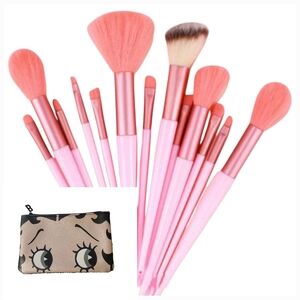 NEW 13 Pc. Soft Fluffy Makeup Brush Set & Bag